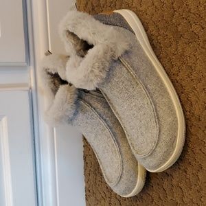 Womens Falls Creek Hannah Comfort Loafers Booties Shoe Size 7 8.5 Faux Fur NWT